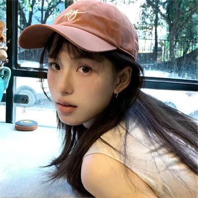 骆驼女孩的沙漠之旅