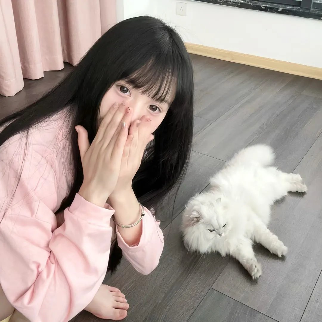脸庞